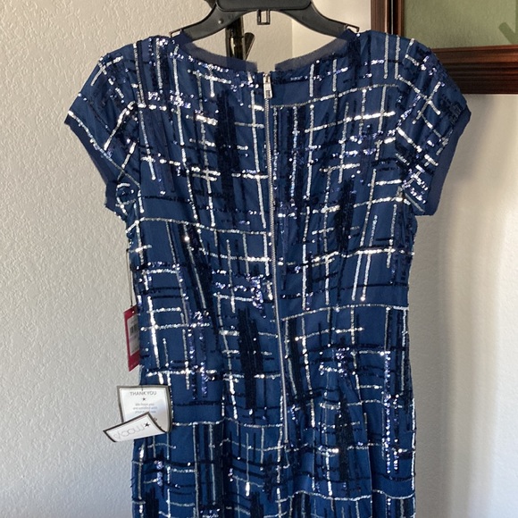 Vince Camuto Navy Color Sequins Dress Size 6 - Picture 7 of 10